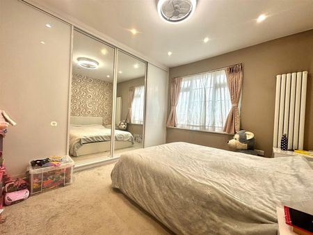 Windsor Avenue, Uxbridge, UB10 - Photo 4