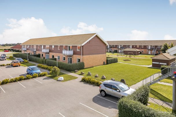 Skøn lejebolig i Odense S med egen hyggelig have - Photo 1