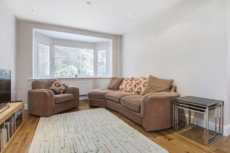 4 bedroom detached bungalow to rent - Photo 5