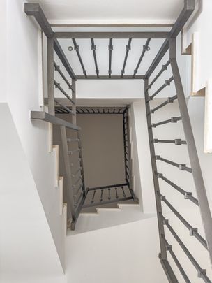 Apartment in Nueva Andalucía, Costa del Sol - Photo 1