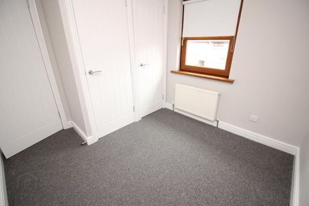 14 Ward Avenue, Lisburn, BT28 1EF - Photo 5