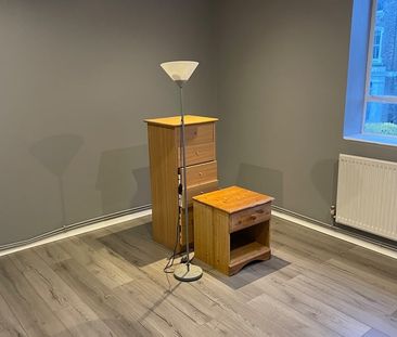 2 Bed Flat, Purpose Built, SE13 - Photo 4