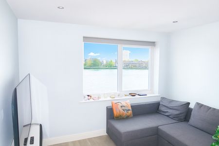 1 Bed Flat, Ferguson Close, E14 - Photo 2