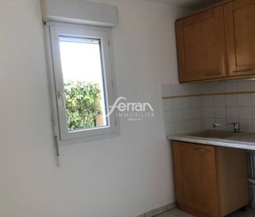 Location Appartement 3 pièces 57m² DRAGUIGNAN 83300 - Photo 3