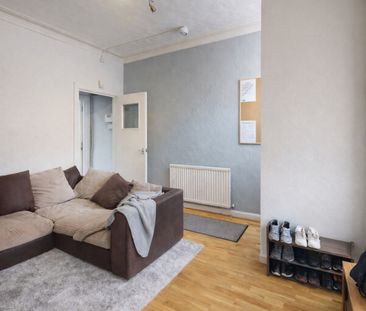 3 Bed Terraced House, Birkin Avenue, NG7 - Photo 1