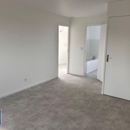 Location Appartement 2 pièces 39m² VILLENEUVE D ASCQ 59650 - Photo 4