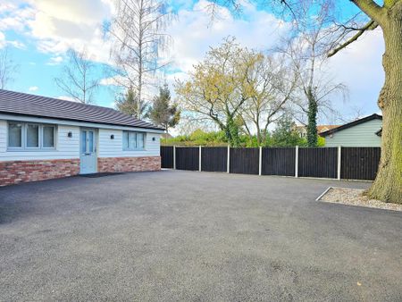 2 bedroom detached bungalow to rent - Photo 4