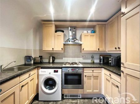 2 bedroom flat to rent - Photo 5