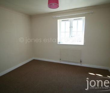 2 bedroom maisonette to rent - Photo 1