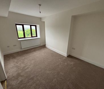 4 bedroom detached house to rent - Photo 1