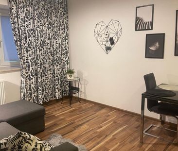 Nowolipie - kompaktowe dwa pokoje - Zdjęcie 1