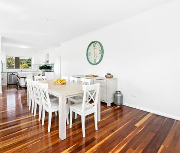 Immaculate large family home - the choice is yours! - Photo 3