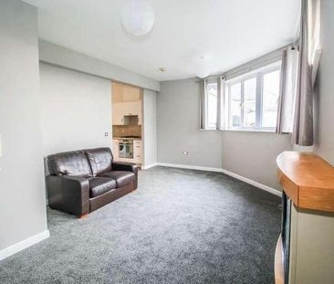 Flat, Park Hall, The Cloisters, Sunderland, Tyne And Wear, SR2 - Photo 1