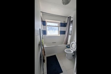 Room in a Shared House, Tokyngton Avenue, HA9 - Photo 4