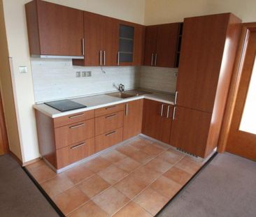 Pronájem bytu 2+kk 72 m2 - Fotografie 1