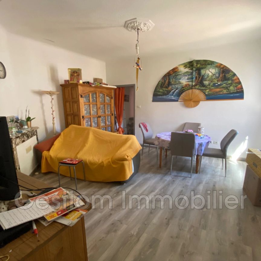 Location appartement à Perpignan, Gare - Photo 1