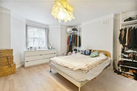 3 Bed Maisonette, Loughborough Road, SW9 - Photo 2