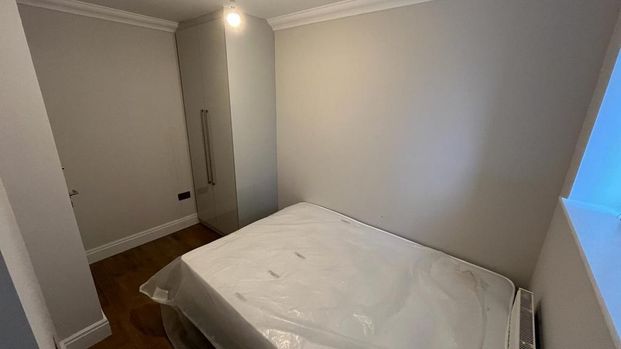 3 bedroom end of terrace house to rent - Photo 1