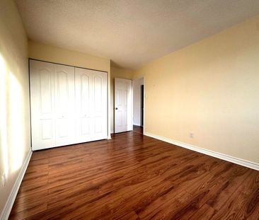 For Lease - 158 Mcarthur Avenue Unit# 1704, Vanier and Kingsview Pa... - Photo 6