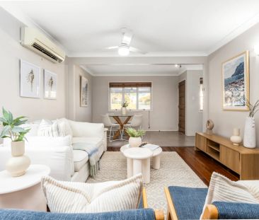 3 Bedroom house Redcliffe Contact Julie Sykes 0438 050 110 6 month ... - Photo 3