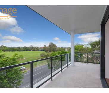 DON'T MISS OUT ON THIS BEAUTIFUL UNIT!! - Photo 3