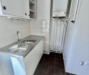 A LOUER 3 PIECES 64.40m² Paris XIXème BUTTES CHAUMONT - Photo 4