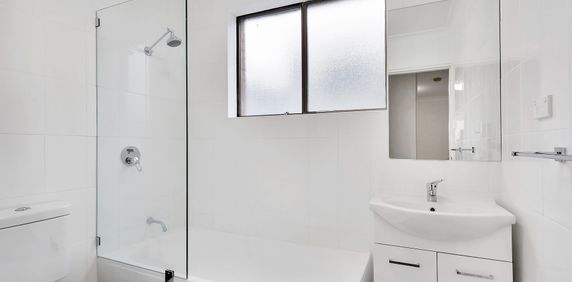 8/57 Elizabeth Bay Road, Elizabeth Bay NSW 2011 - Apartment For Rent | Domain - Photo 2