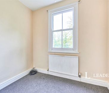 3 bedroom house to rent Southmill Road, Bishop's Stortford, Hertfor... - Photo 5