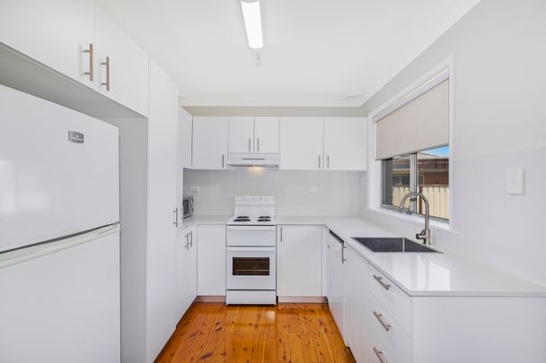 1 Rhodin Drive, Long Jetty NSW 2261 - House For Rent | Domain - Photo 1