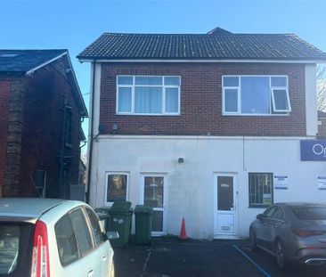 House to rent - Photo 1