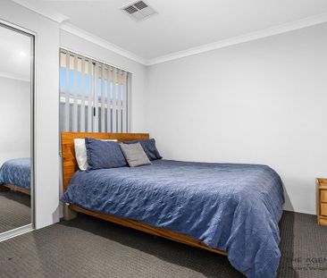 Stunning Modern Home for Lease in Wellard! - Photo 5