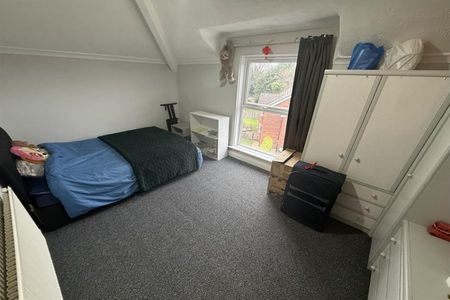 2 Bedroom Apartment To Let - Photo 2