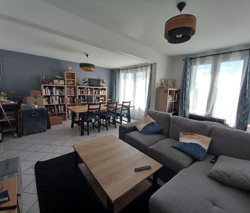 Location Appartement 4 pièces 68m² - Photo 5