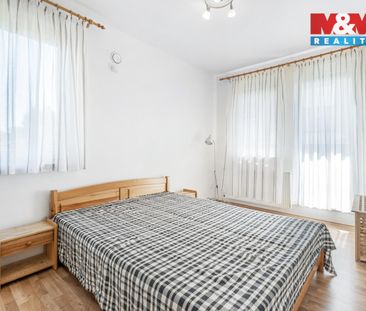 Pronájem bytu 2+1 67 m², Jizerská 914, Kosmonosy - Photo 3