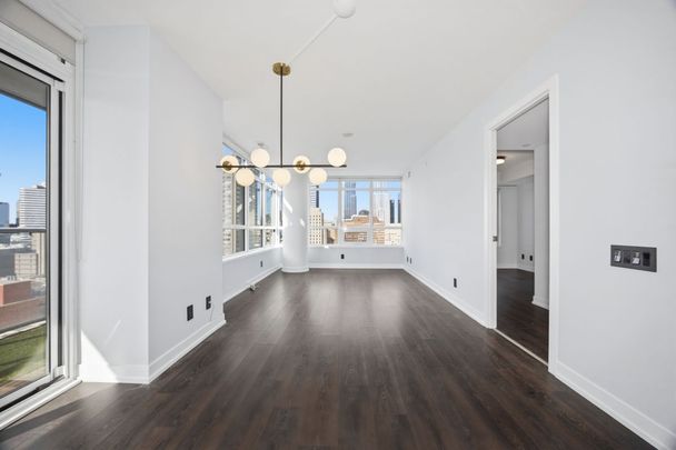 For Lease - 365 Church Street Unit# 1811, Toronto, Ontario - Photo 1