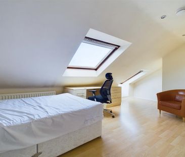 5 bedroom maisonette to rent - Photo 2