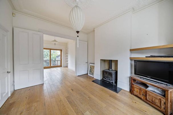 5 bedroom terraced house to rent - Photo 1