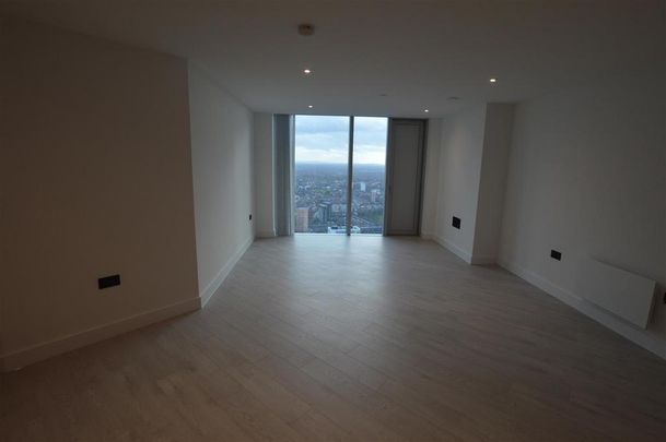 3 bedroom flat to rent - Photo 1