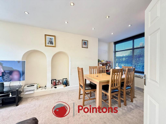 3 bedroom end of terrace house to rent - Photo 1