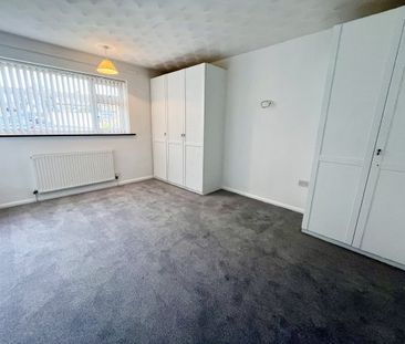 2 BEDROOM BUNGALOW - SOUTHILL, DT4 0EG, Weymouth - Photo 4