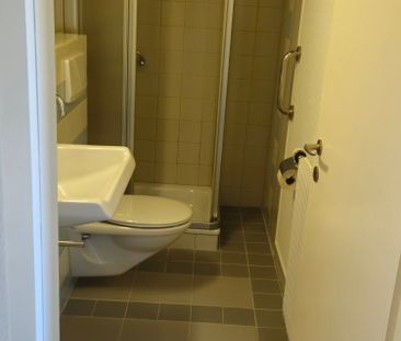 Gemütliche 2-Zimmer-Wohnung mit Balkon in Dübendorf – ab sofort ver... - Photo 4