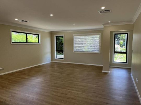 Modern Comfort Close To Town - Photo 1