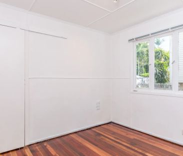 Refreshed Property in the Heart of Margate - Photo 5