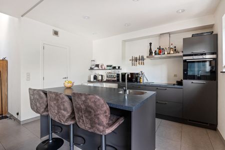Duplex app. met terras en carport vlakbij het centrum. - Foto 4