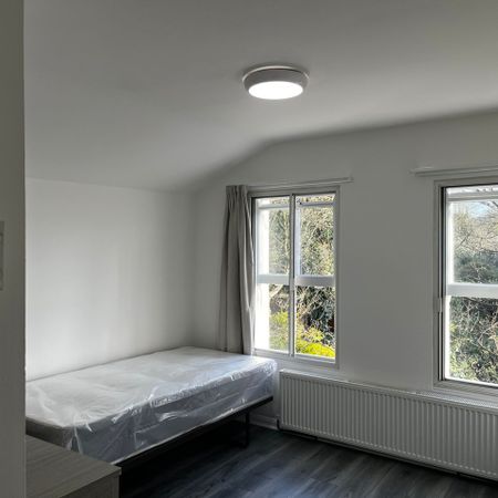 Room in a Shared House, Queens Road, SE14 - Photo 3