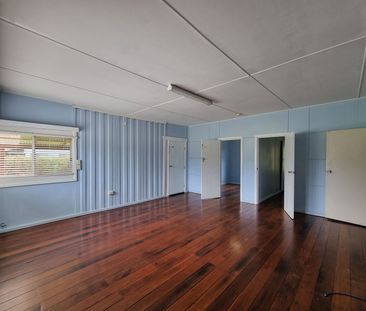 Four Bedroom Home with Peaceful Surroundings! - Photo 3