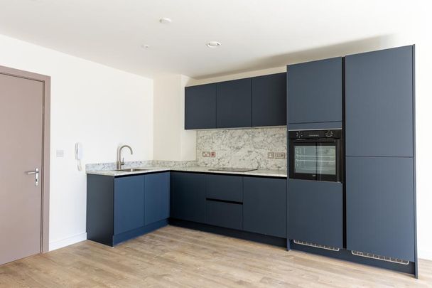 2 bedroom flat to rent - Photo 1