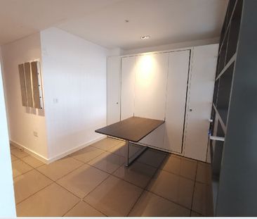 1 bedroom property to rent - Photo 1