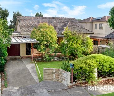 For Lease 6 months: Charming Family Home at 6 Jolly Street, Dandenong - Photo 3