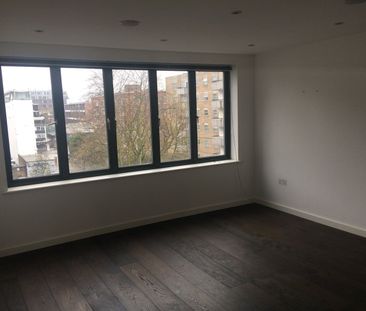 Studio Flat, Whitecross Street, EC1Y - Photo 1